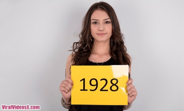 Czech Casting - Jolana E1928