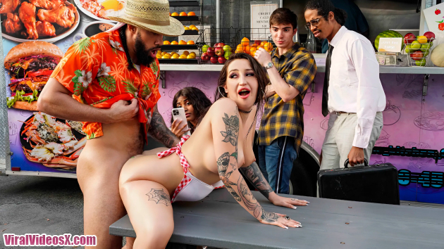 Brazzers Exxtra - Anna Chambers Food Truc